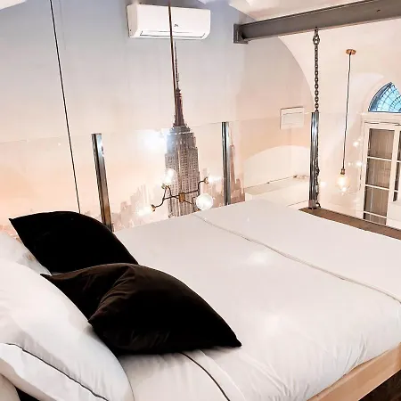 In The Middle Of Christmas Market Apartment *
